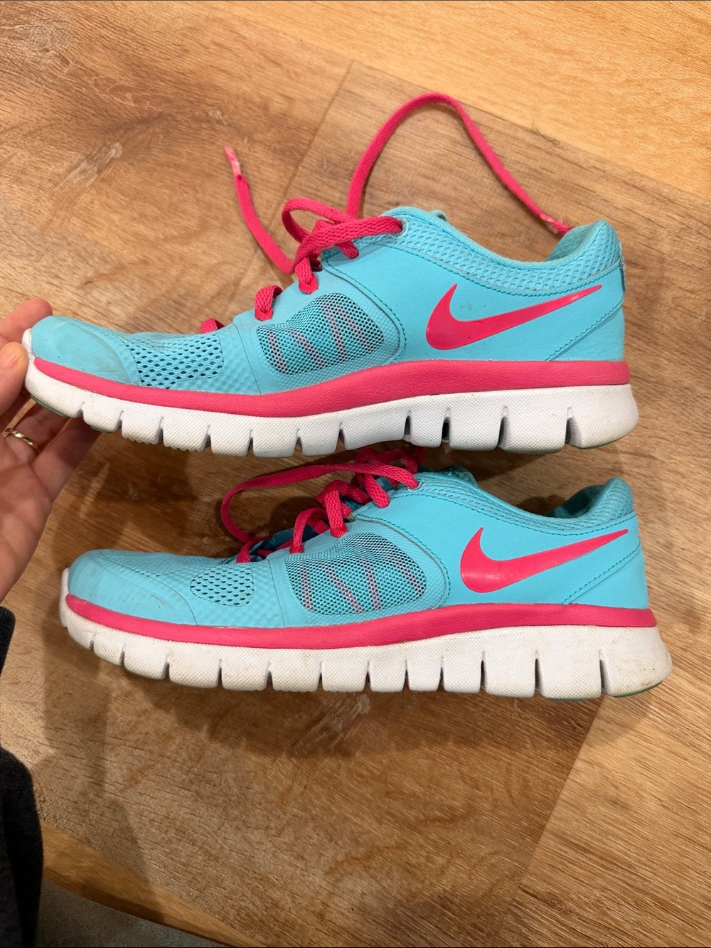 Nike Aqua & Hot Pink Women's Training Shoes